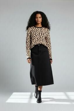 H Halston Women's Leopard Print Brown Black Long Sleeve Sweater Size Small